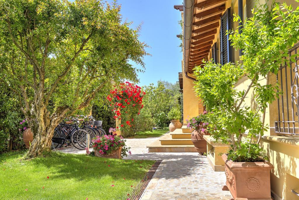Relais Di Alice- Adults Only Bed & Breakfast Forte dei Marmi Bagian luar foto