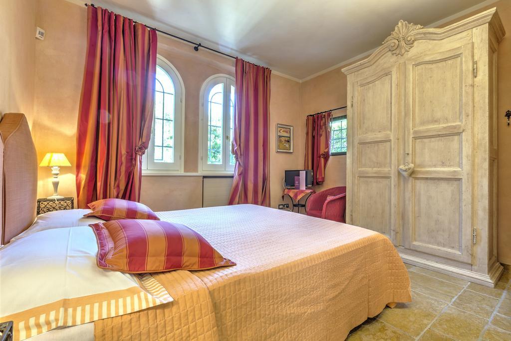 Relais Di Alice- Adults Only Bed & Breakfast Forte dei Marmi Bagian luar foto